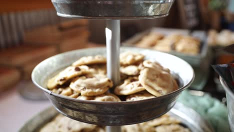 Chocolate-Chip-Cookie-Display-on-Tiered-Plates-at-Reception-Event