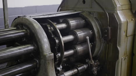 close-up-of-rotating-machinery-of-a-spindle-screw-machine