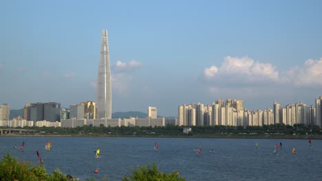 Windsurfing-on-the-Han-river-in-Seoul,-South-Korea