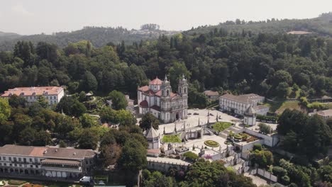 Sanctuary-of-Bom-Jesus-do-Monte-and-church-surrounded-by-green-nature,-Braga,-Portugal