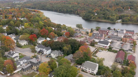 Drone-flyover-of-the-riverside-town-of-Hallowell,-Maine
