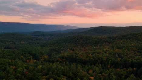 Aerial-drone-video-footage-of-sunset-in-the-beautiful-Appalachian-Mountains-during-early-autumn,-October
