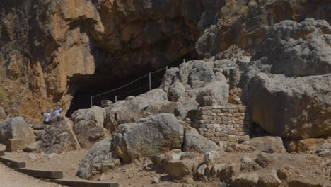 Cueva-De-Pan-En-El-Parque-Nacional-De-Banias,-Israel