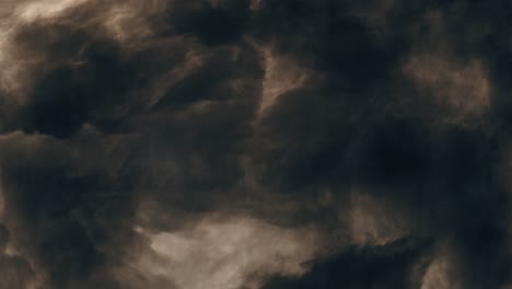 Dunkle-Gewitterwolken-Zoomen-Heran