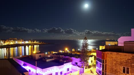 Timelapse-video-from-Malta-showing-the-Marsaskala-Bay-at-new-year's-evening