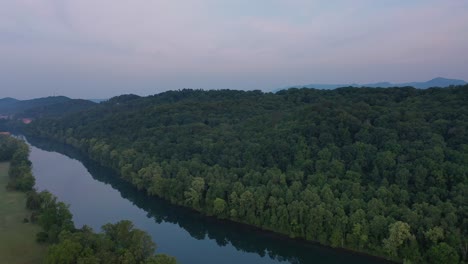 Early-morning-aerial-view-of-Clinch-River
