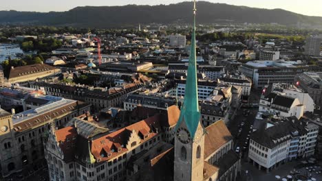 Aerial-view-of-the-Frauenkirche-church-in-Zurich,-Switzerland