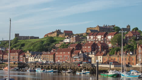 Whitby-Harbour-Timelapse,-Late-afternoon-sunshine,-Summer