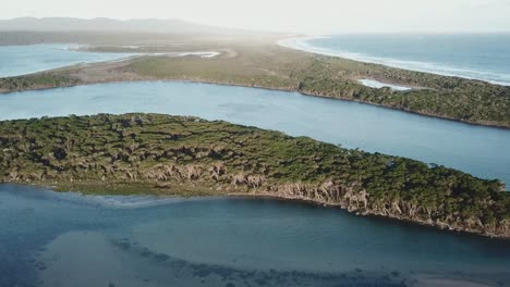 Aerial-footage-over-Horse-Island-in-the-Mallacoota-Inlet,-in-eastern-Victoria,-Australia,-December-2020