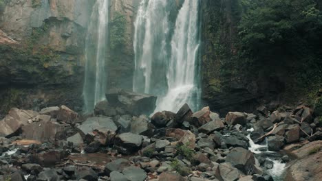 Subjective-reverse-first-person-view-of-Nauyaca-waterfalls-in-Costa-Rica