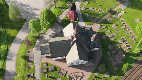 Kirche-In-Lerum,-Stadt-In-Vastra-Gotaland,-Schweden