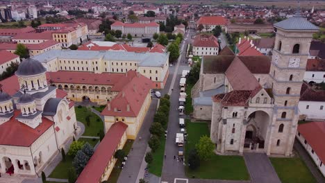 Aerial-View-of-Reunification-Cathedral-and-Roman-Catholic-Cathedral-Saint-Michael-inside-the-Alba-Iulia-Fortress,-Romania