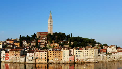 Stunning-Rovinj-Old-Town-By-The-Adriatic-Sea-In-Istria-Region-Of-Croatia-On-A-Sunrise-Morning
