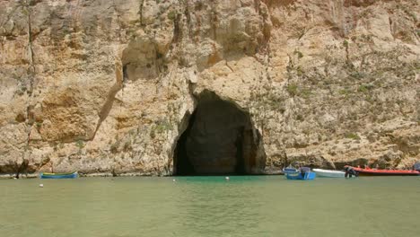 Berühmtes-Binnenmeer-Auf-Der-Insel-Gozo-Malta