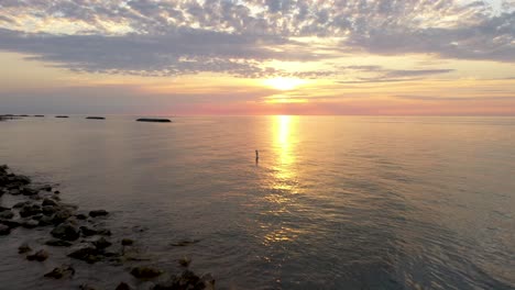 Presque-Isle-rocks-and-Sunset-4K
