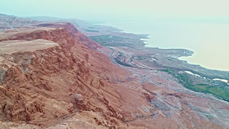Un-Acantilado-Cerca-Del-Mar-Muerto-En-Israel