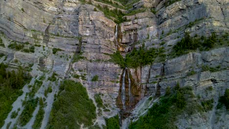 Bridal-Veil-Falls-In-Provo-Canyon