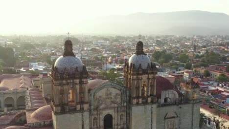 Santo-Domingo-de-Guzman-Catholic-Church,-Oaxaca,-Mexico,-Aerial-View-of-Landmark-in-Historic-Downtown,-Unesco-World-Heritage-Site,-Drone-Shot
