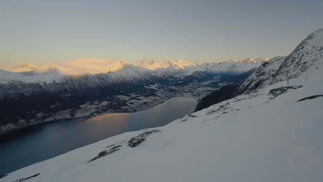 Panorama-Of-Scenic-Hiking-Area-In-Snow-At-Sunset