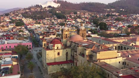 Historic-Downtown-on-Oaxaca-City,-Mexico