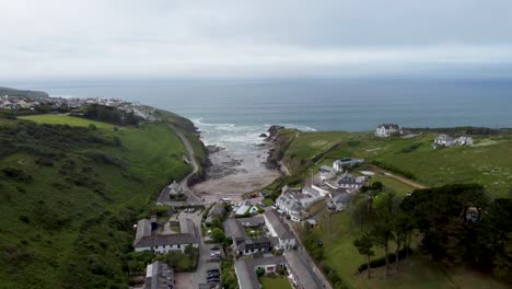 4K-Drone-footage-of-a-fishing-village-called-Port-Gaverne-in-Cornwall