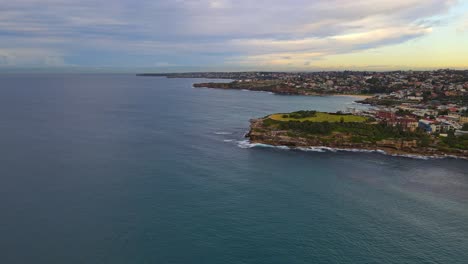 Panorama-Von-Marks-Park,-Tamarama-Beach-Und-Den-östlichen-Vororten-In-New-South-Wales,-Australien