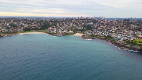 Aerial-View-Of-Eastern-Suburbs-And-The-Beaches-Of-Bronte-And-Tamarama-At-New-South-Wales,-Australia