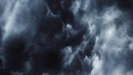 4k-Nubes-Oscuras-En-Movimiento-Y-Tormentas-Eléctricas-Que-Ocurren-En-Ellas