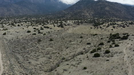 Paisaje-Natural-Del-Desierto-En-La-Región-Suroeste-De-Los-Estados-Unidos-En-Nuevo-México---Antena