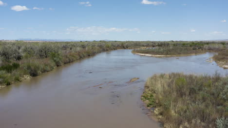 Rio-Grande-River-in-Beautiful-New-Mexico-Landscape---Aerial