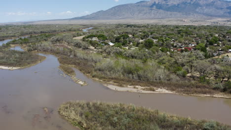 Rio-Grande-River-in-Albuqurque,-New-Mexico-Landscape---Aerial