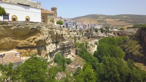 Aerial-view-of-the-white-town-of-Alhama-de-Granada-and-its-famous-cliff