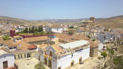 Aerial-ascending-shot-of-the-small-town-of-Alhama-de-Granada-in-the-south-of-Spain