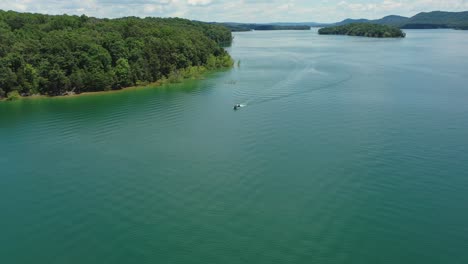 Pescar-En-Loyston-Point-En-El-Lago-Norris-En-Tennessee