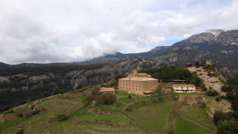 Aerial-views-of-an-ancient-monastery-in-the-mountains-of-Catalonia
