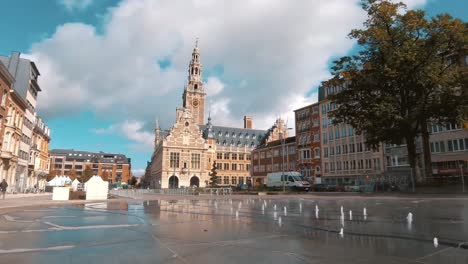 Leuven-City,-Universitätsbibliothek-Und-Glockenturm