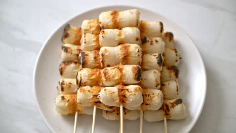 grilled-tube-shaped-fish-paste-cake-or-tube-squid-skewer