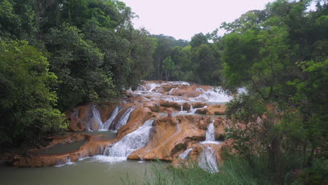 Drohnenaufnahme-Der-Cascadas-De-Agua-Azul-Und-Der-Wasserfälle-Am-Xanil-Fluss-In-Chiapas,-Mexiko