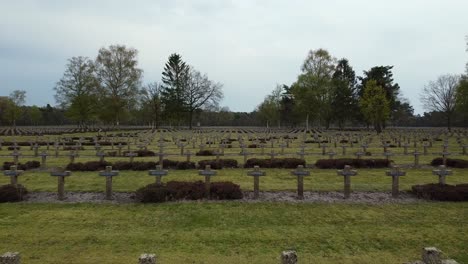 Encima-De-Un-Cementerio-Alemán-Wo2-En-Bélgica