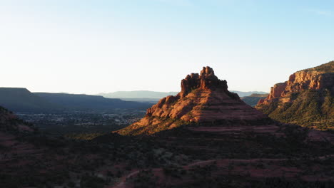 Aerial-landscape:-butte-rock-mountain-at-Sedona,-Arizona---drone-flying-shot