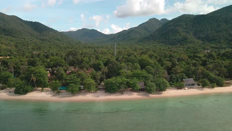 aerial-tracking-shot-of-Klong-Koi-Beach-in-Bang-Bao,-Koh-Chang,-tropical-Thai-beach