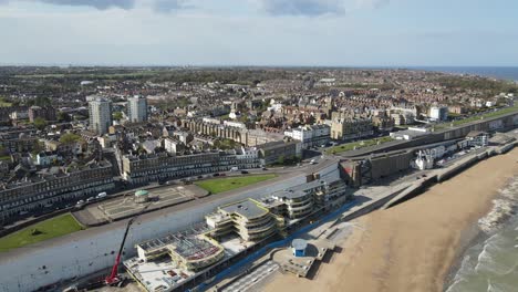 Neubauentwicklung-An-Der-Küste-Von-Ramsgate,-Luftaufnahmen-4k