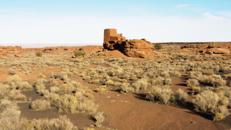 Wukoki-Pueblo-ruins-in-the-Arizonan-desert-near-Flagstaff,-Arizona