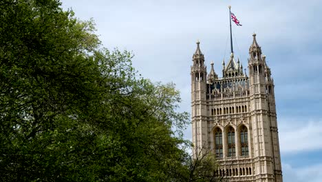 The-Union-Jack-or-Union-Flag-above-the-Palace-of-Westminster