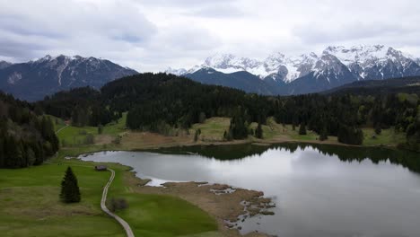 Aerial-view-of-mountain-lake-Geroldsee-in-Bavarian-Alps