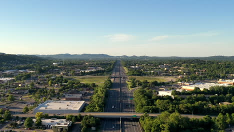 Aerial-time-lapse-over-the-interstate-looking-north-towards-Nashville-on-summer-evening-after-work
