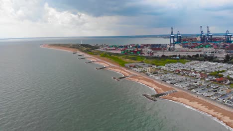 Industrieller-Containerhafen-Von-Felixstowe-Am-Meer-Leastoft-England