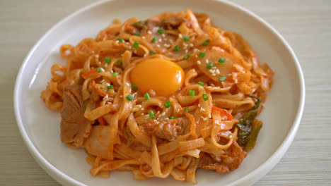 stir-fried-udon-noodles-with-kimchi-and-pork---Korean-food-style