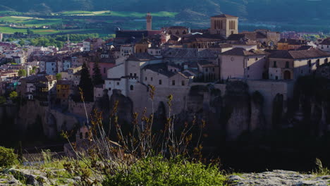 Beautiful-Town-on-the-European-Cliffs-of-Cuenca,-Spain---Tilt-up