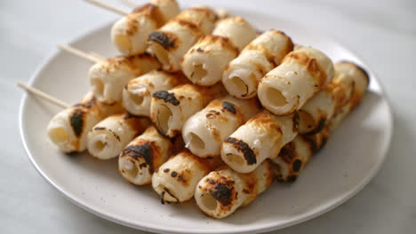 grilled-tube-shaped-fish-paste-cake-or-tube-squid-skewer